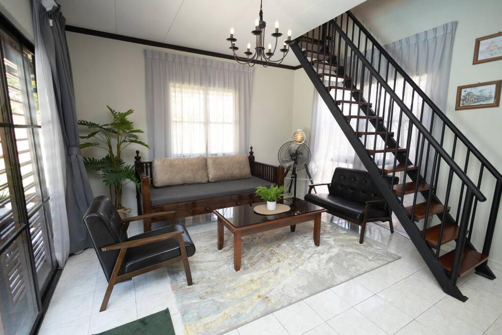 Loft Villa 1190 - Islamic Homestay Malacca Екстериор снимка